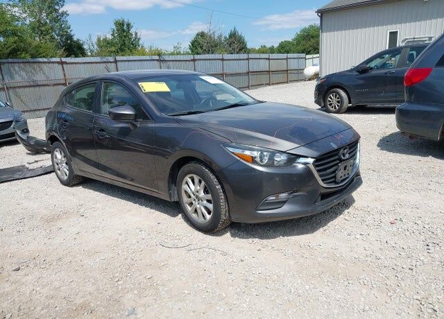 2017 MAZDA Mazda3