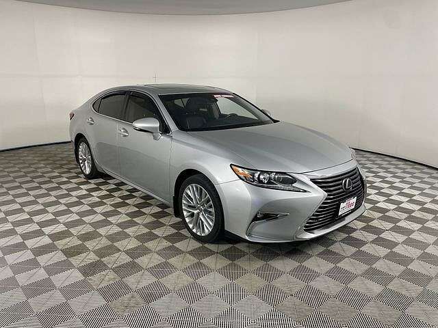 2016 LEXUS ES