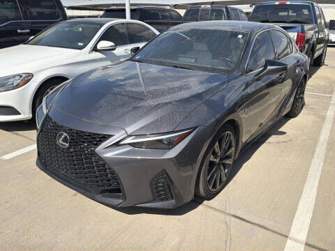 2022 LEXUS IS