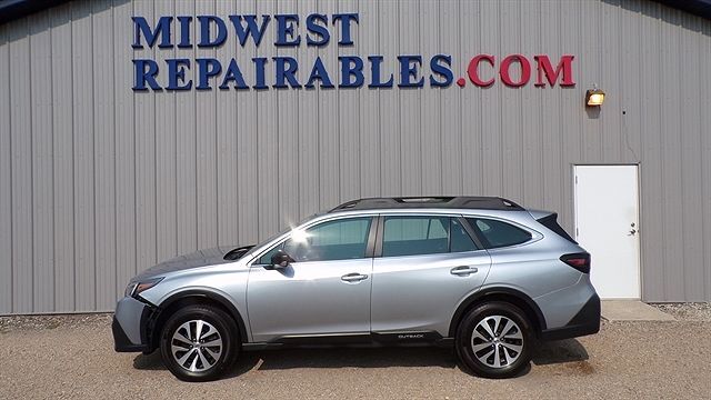 2020 SUBARU Outback