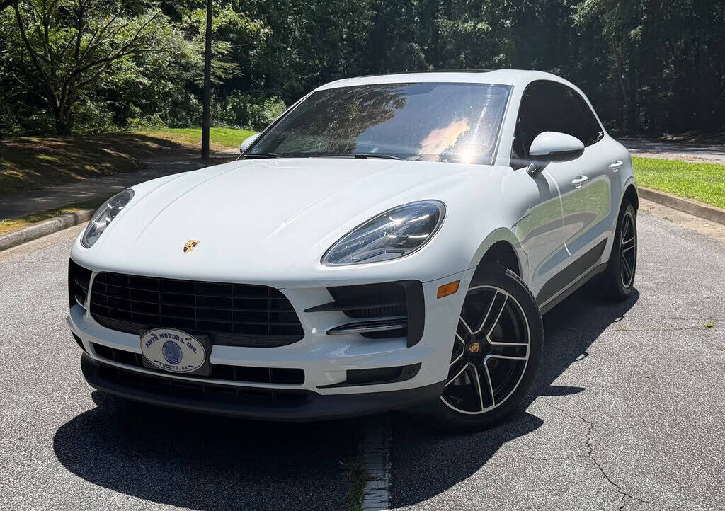 2019 PORSCHE Macan