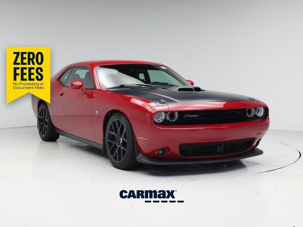 2016 DODGE Challenger
