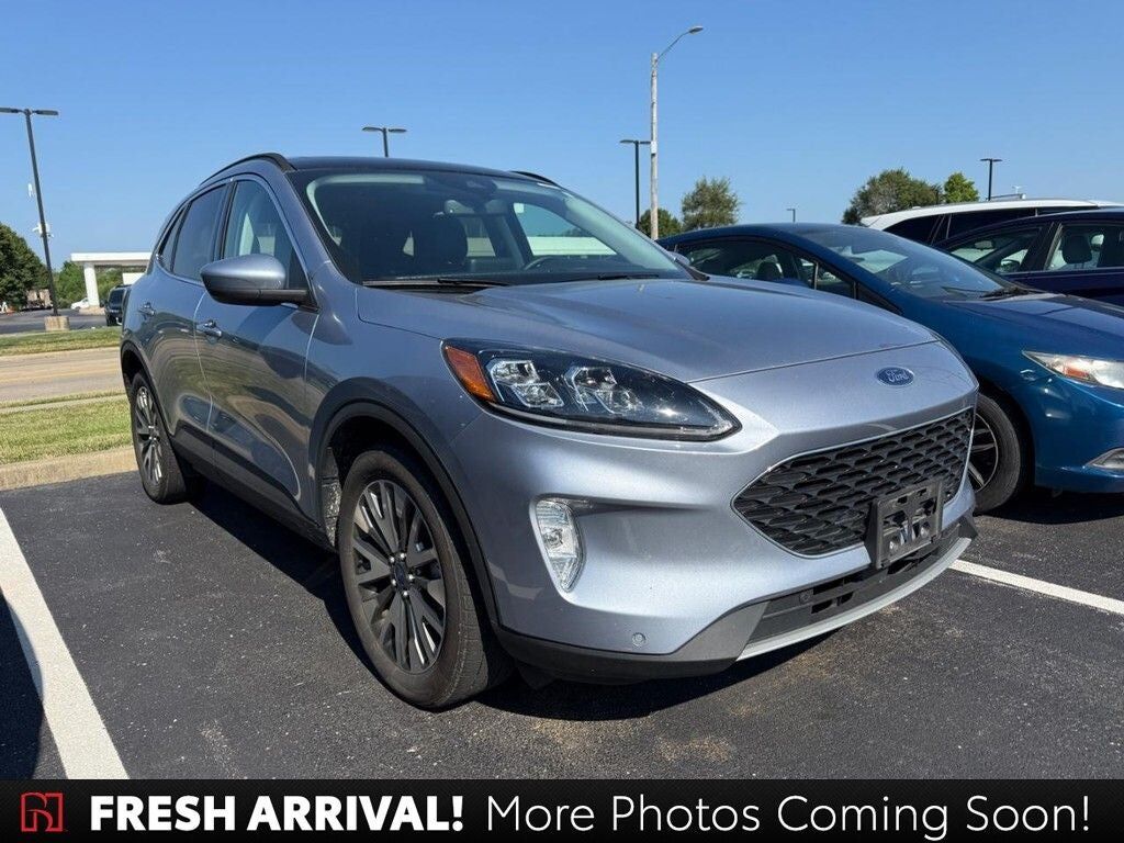 2022 FORD Escape