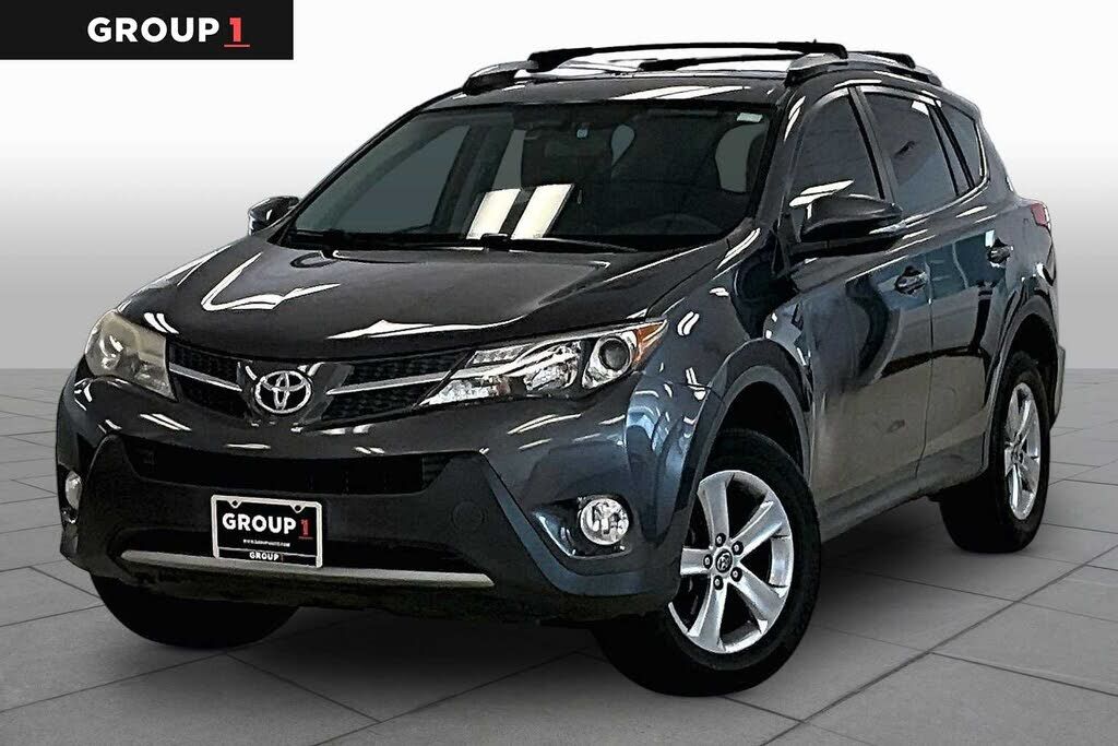 2015 TOYOTA RAV4