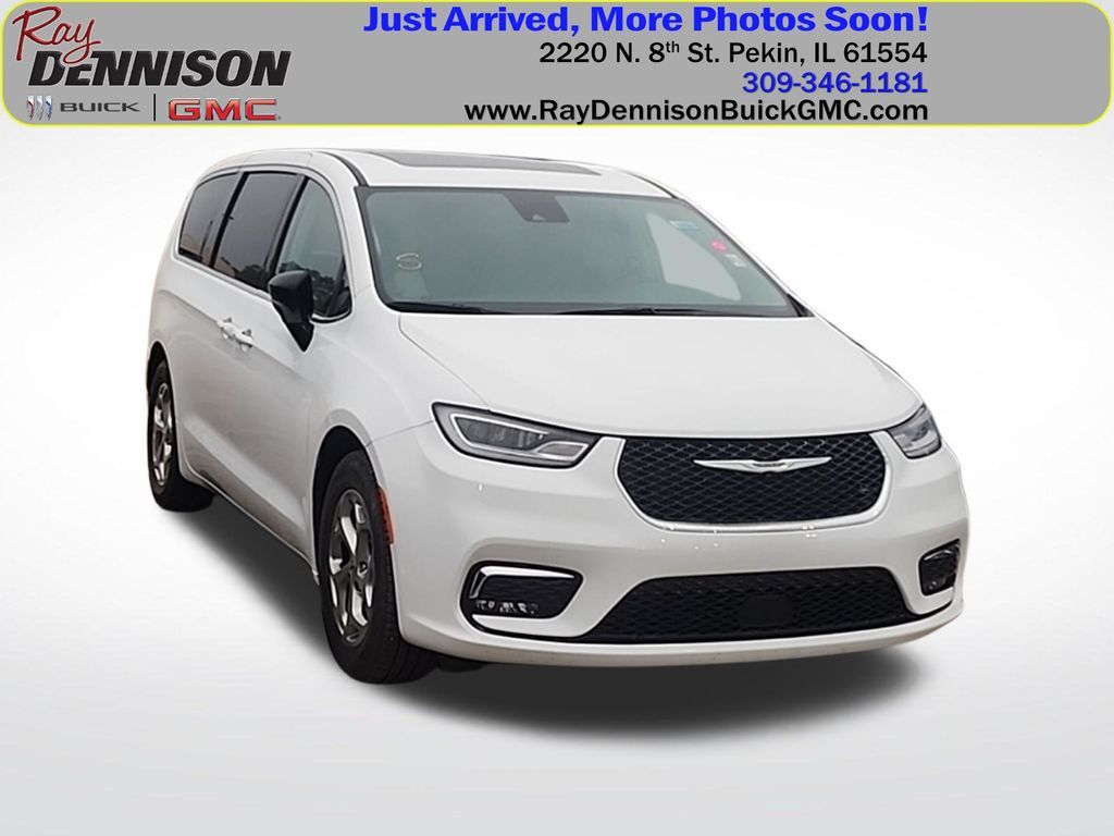 2024 CHRYSLER Pacifica