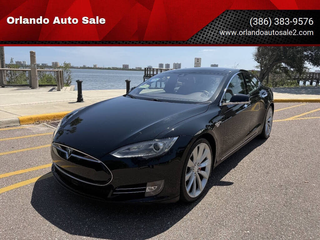2014 TESLA Model S