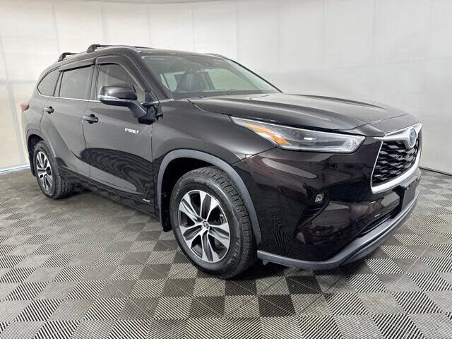 2021 TOYOTA Highlander