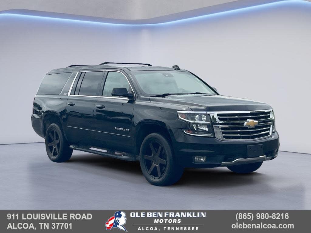 2016 CHEVROLET Suburban