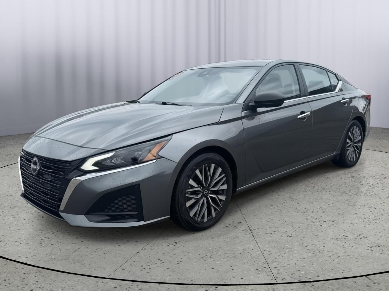 2024 NISSAN Altima