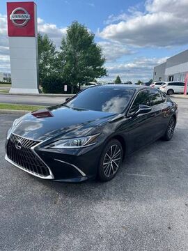 2025 LEXUS ES