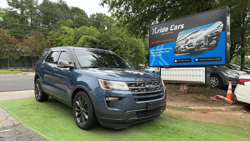 2018 FORD Explorer