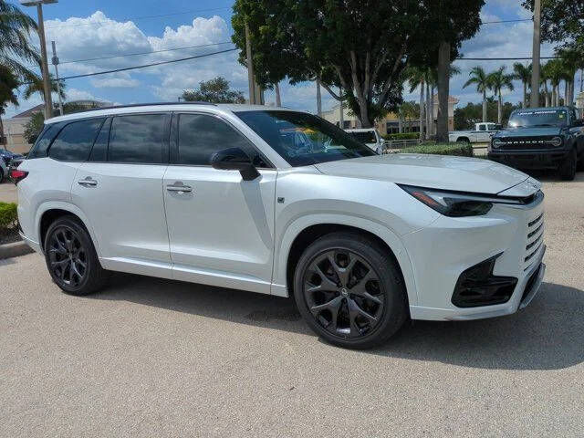 2026 LEXUS TX