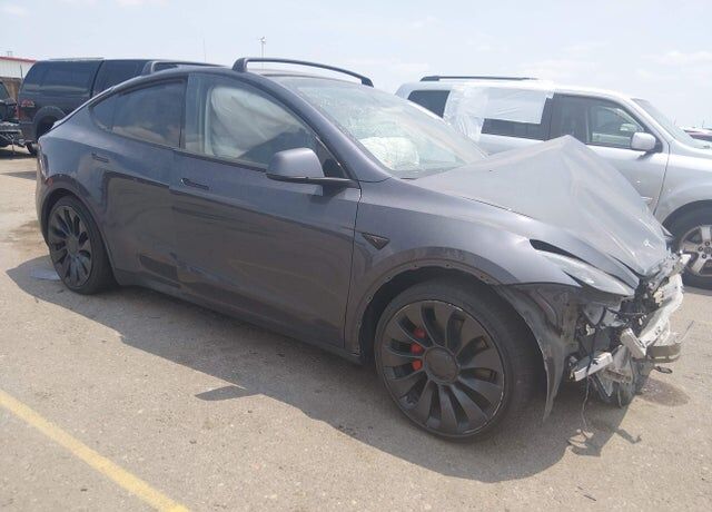 2023 TESLA Model Y