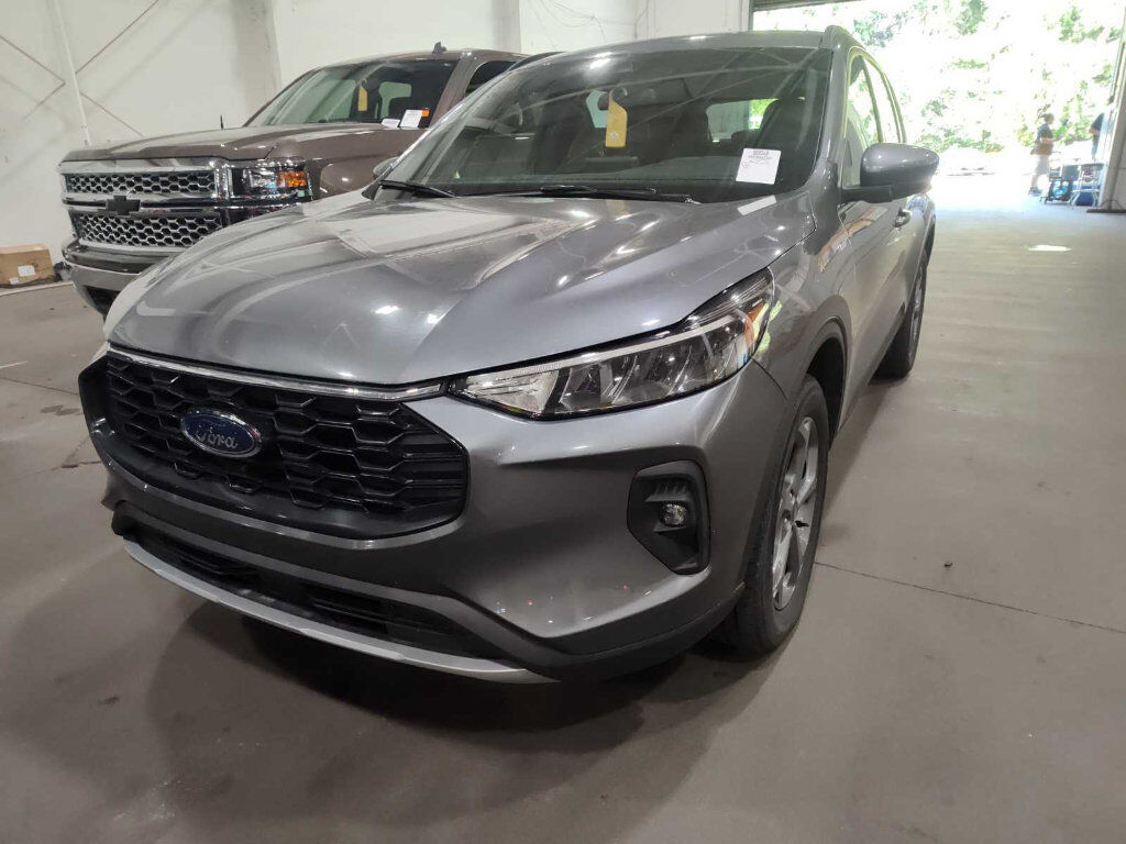 2025 FORD Escape