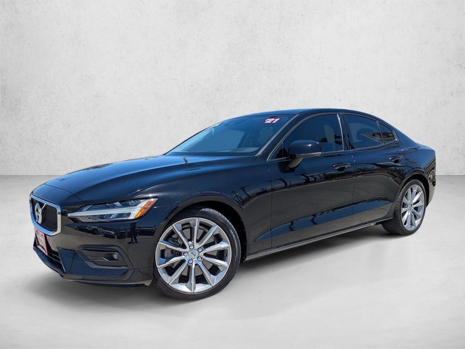 2021 VOLVO S60