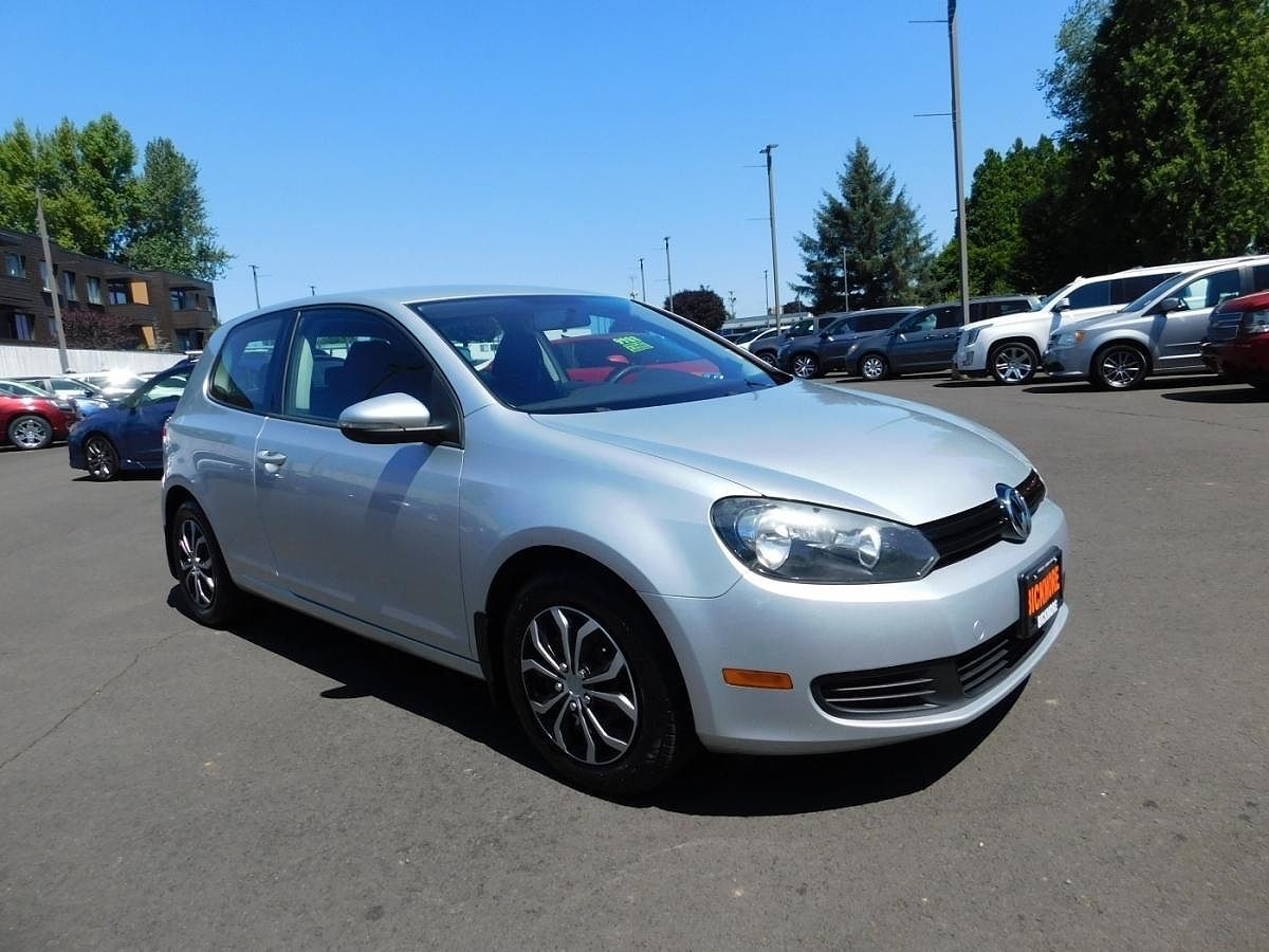 2012 VOLKSWAGEN Golf