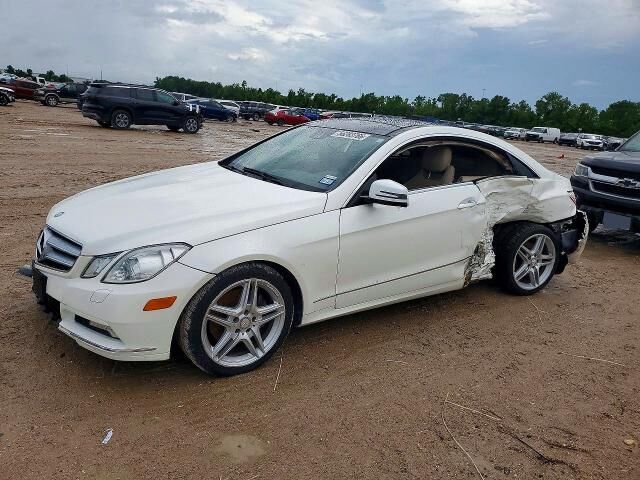 2011 MERCEDES-BENZ E-Class