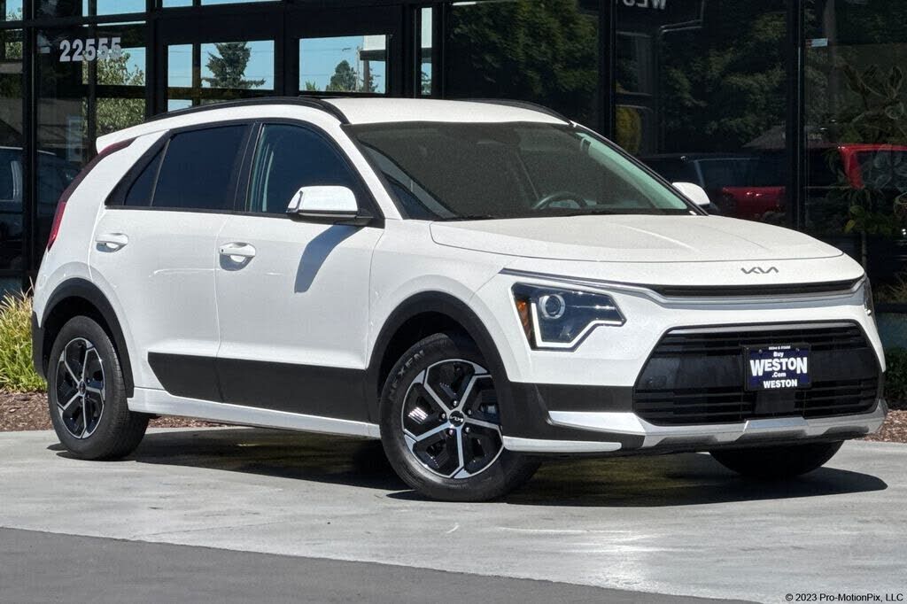 2025 KIA Niro