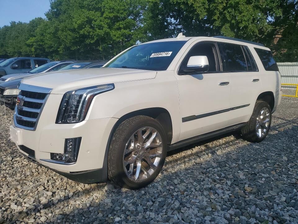 2017 CADILLAC Escalade