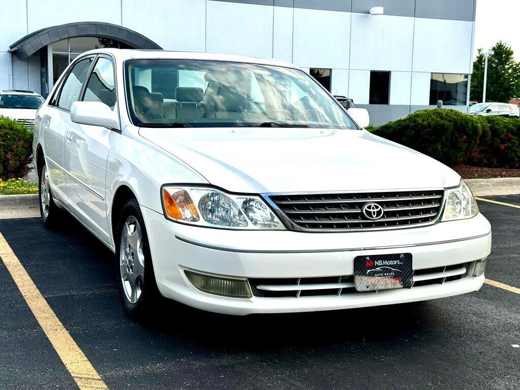 2004 TOYOTA Avalon