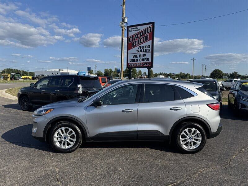 2022 FORD Escape