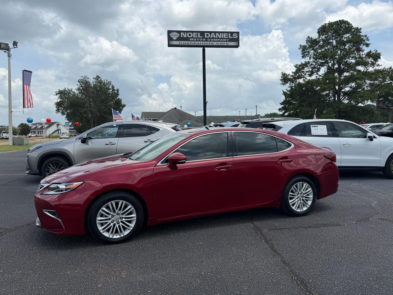 2017 LEXUS ES
