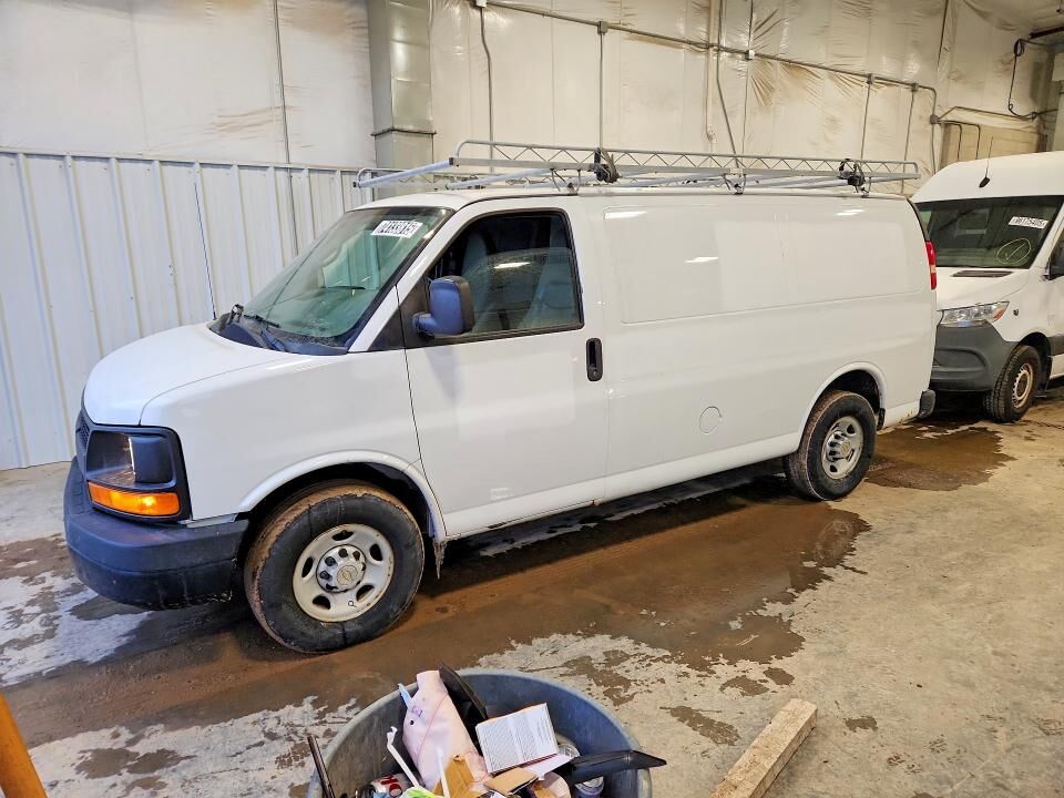 2013 CHEVROLET Express