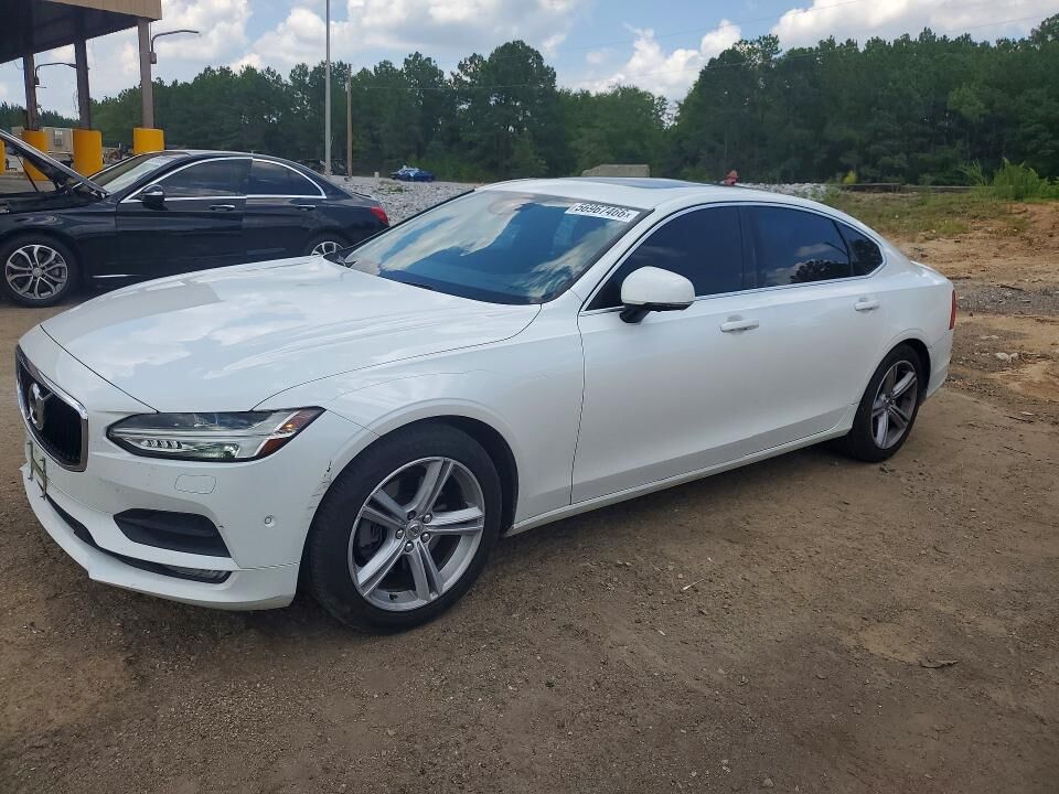 2018 VOLVO S90