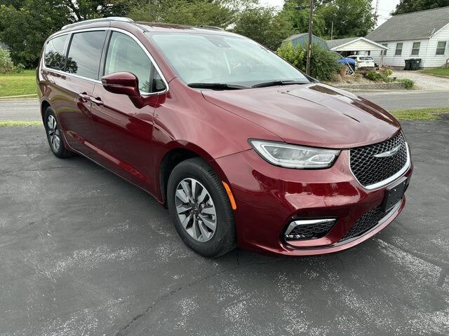 2021 CHRYSLER Pacifica