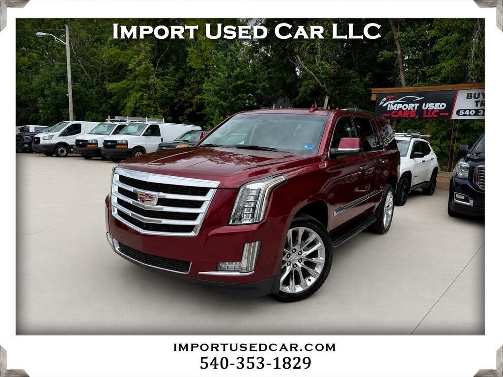 2017 CADILLAC Escalade