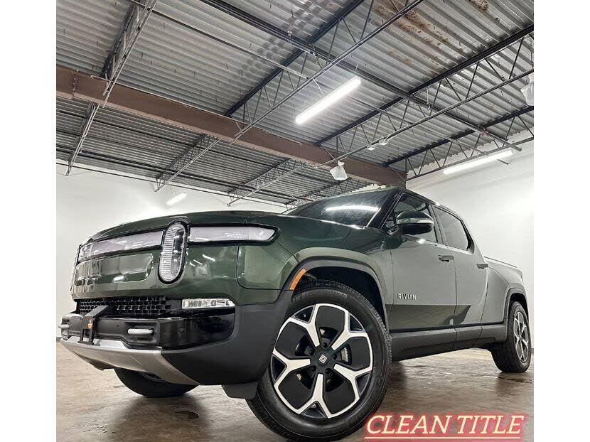 2024 RIVIAN R1T
