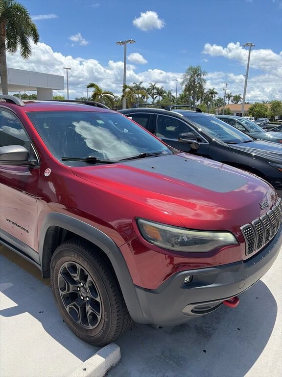 2019 JEEP Cherokee
