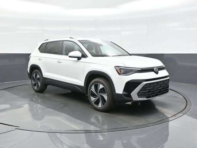 2025 VOLKSWAGEN Taos