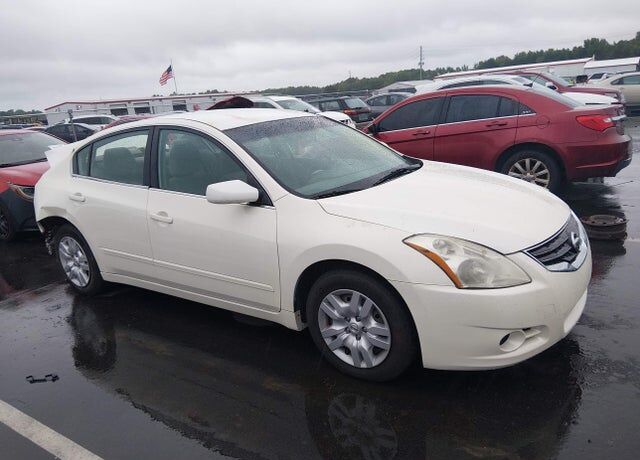 2011 NISSAN Altima