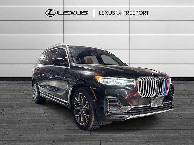 2021 BMW X7