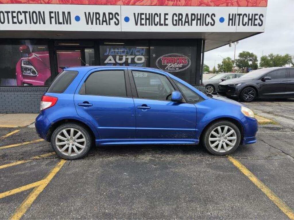2013 SUZUKI SX4