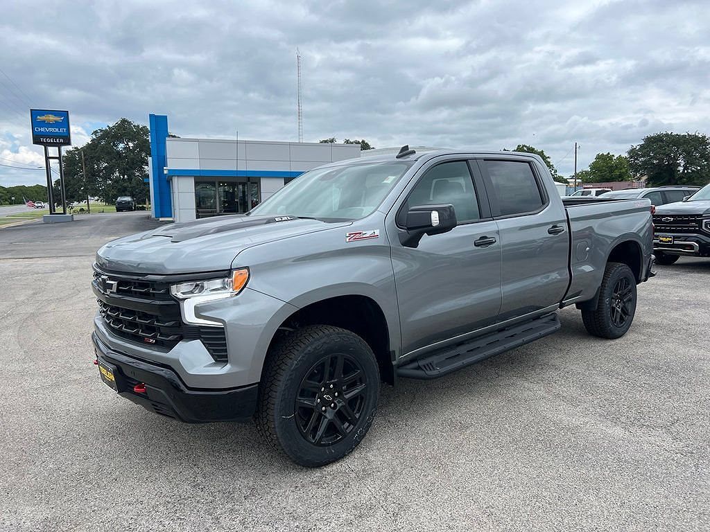 2026 CHEVROLET Silverado