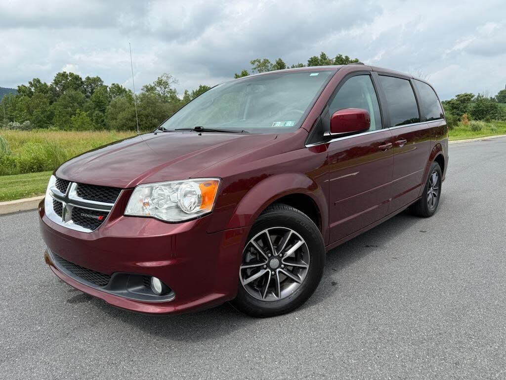2017 DODGE Grand Caravan