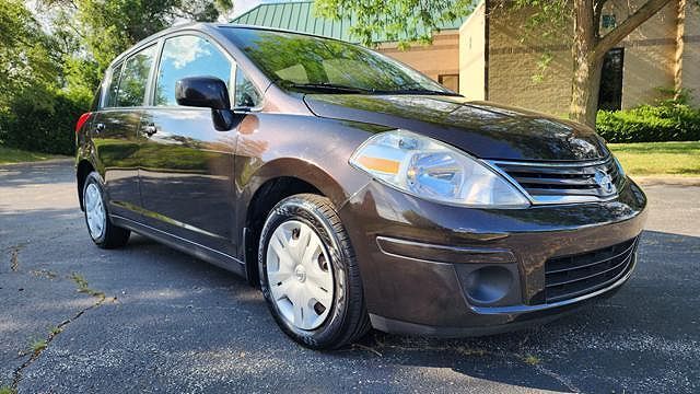 2011 NISSAN Versa