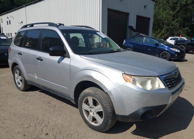 2010 SUBARU Forester
