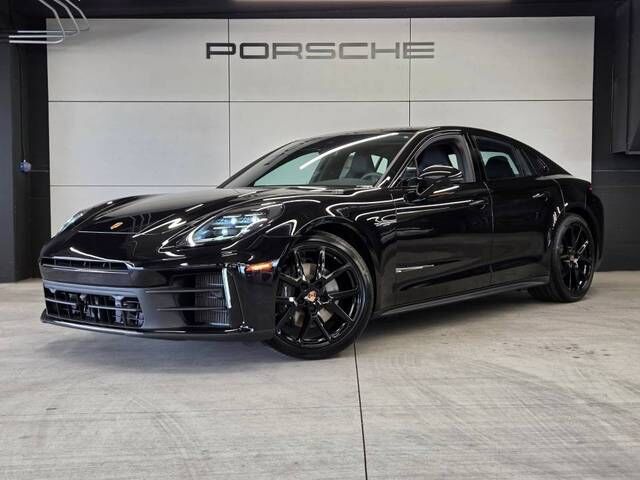 2026 PORSCHE Panamera