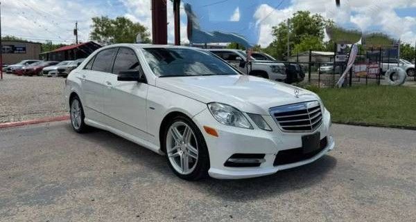 2012 MERCEDES-BENZ E-Class