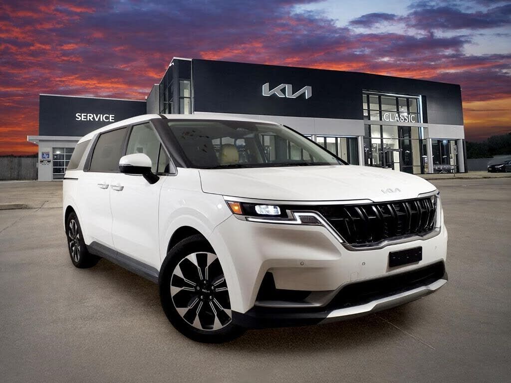 2024 KIA Carnival