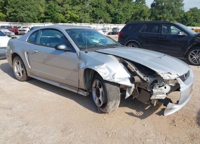 2003 FORD Mustang