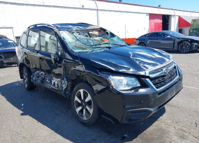 2018 SUBARU Forester