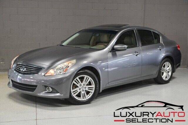 2015 INFINITI Q40