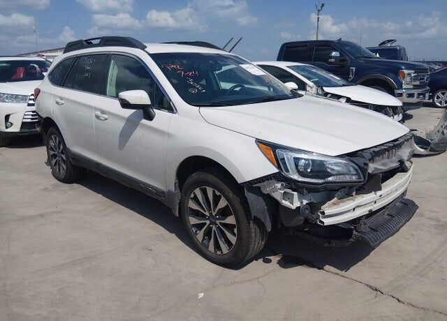 2015 SUBARU Outback