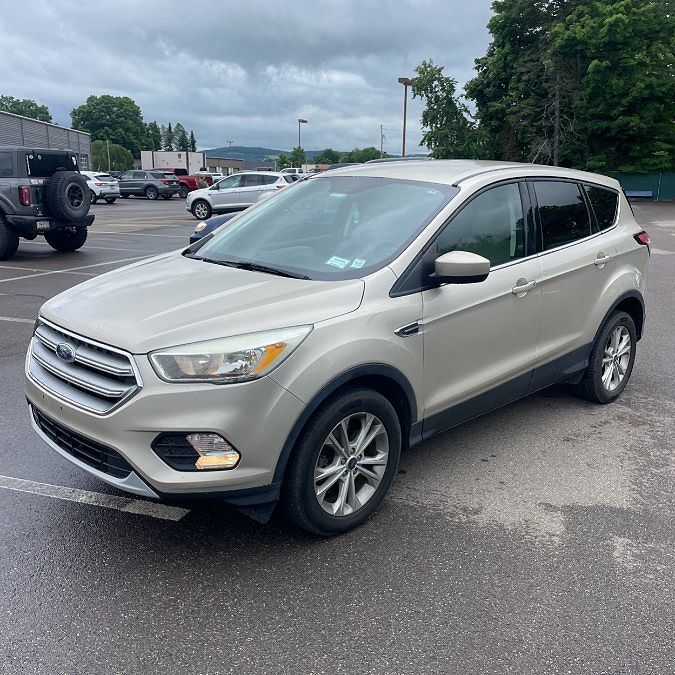 2017 FORD Escape