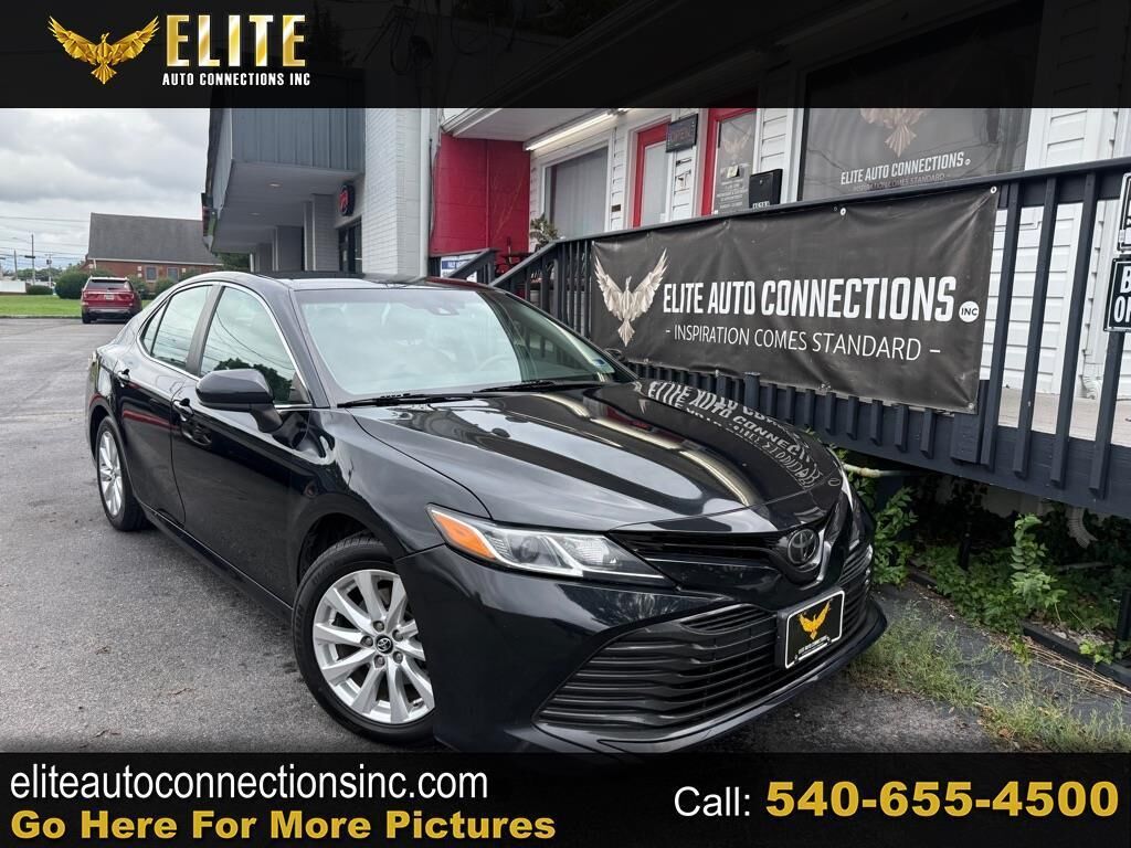 2018 TOYOTA Camry
