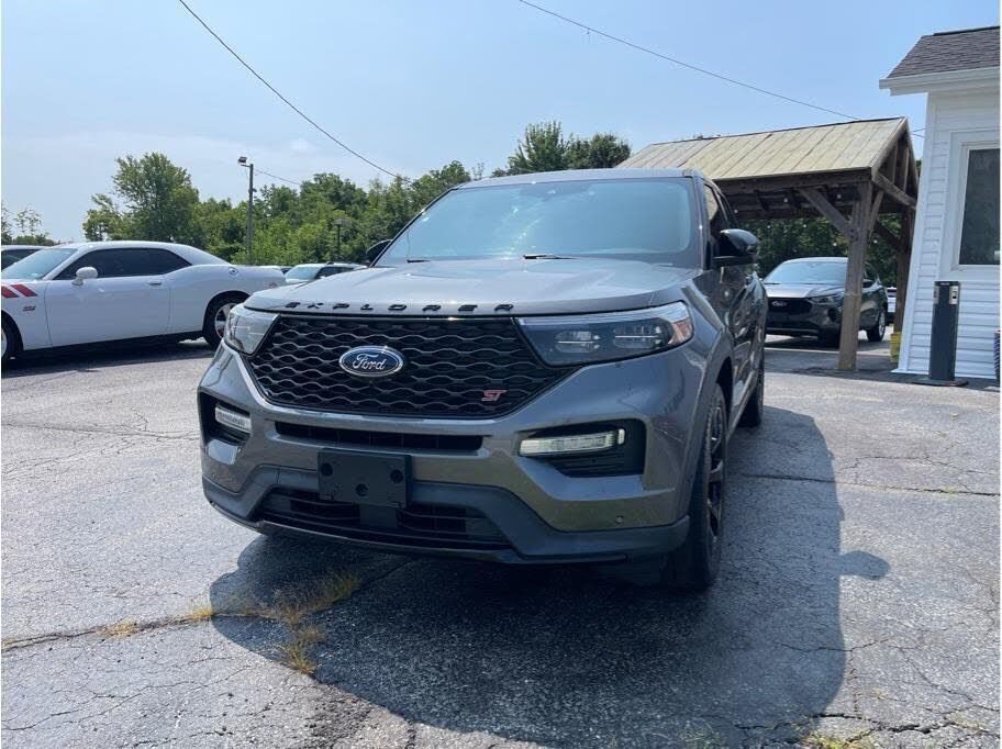 2021 FORD Explorer
